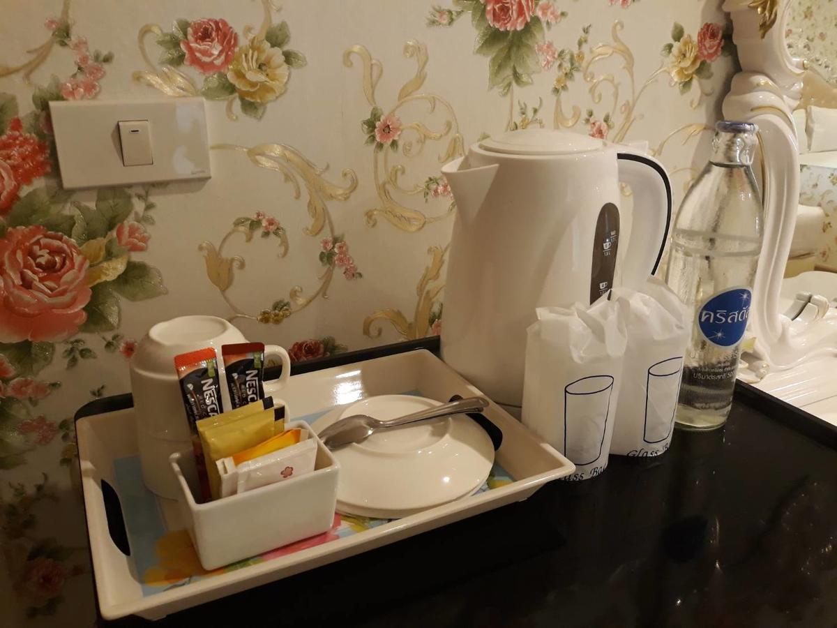 The O-Zone Airport Inn Бангкок Экстерьер фото